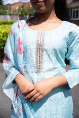 Churidar (CHR-072)