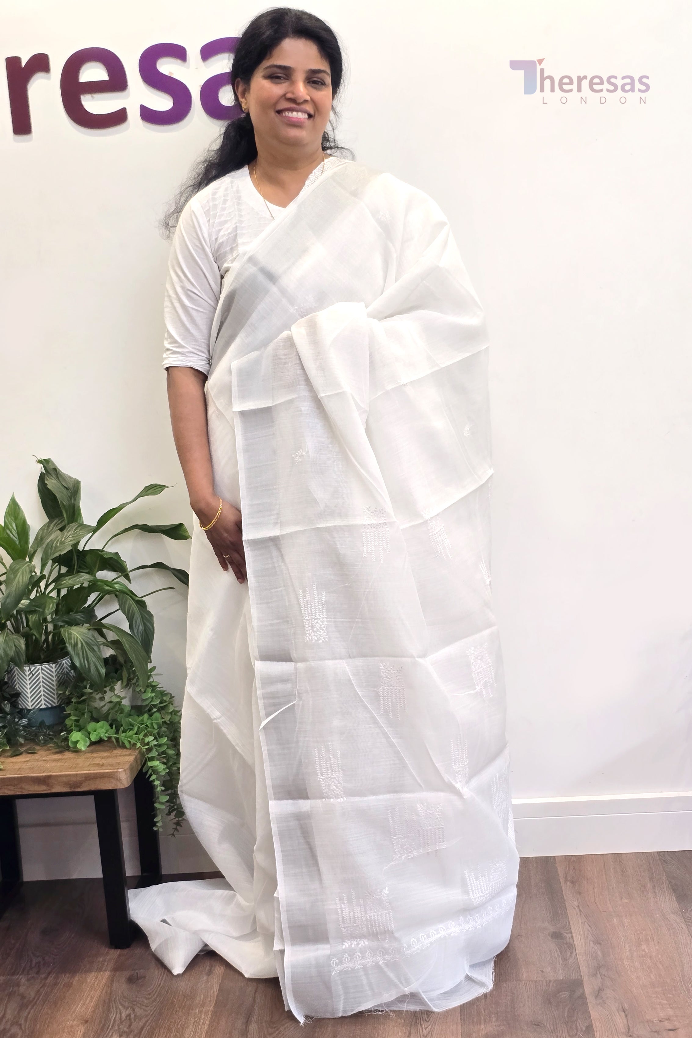 Saree (SAR-072)