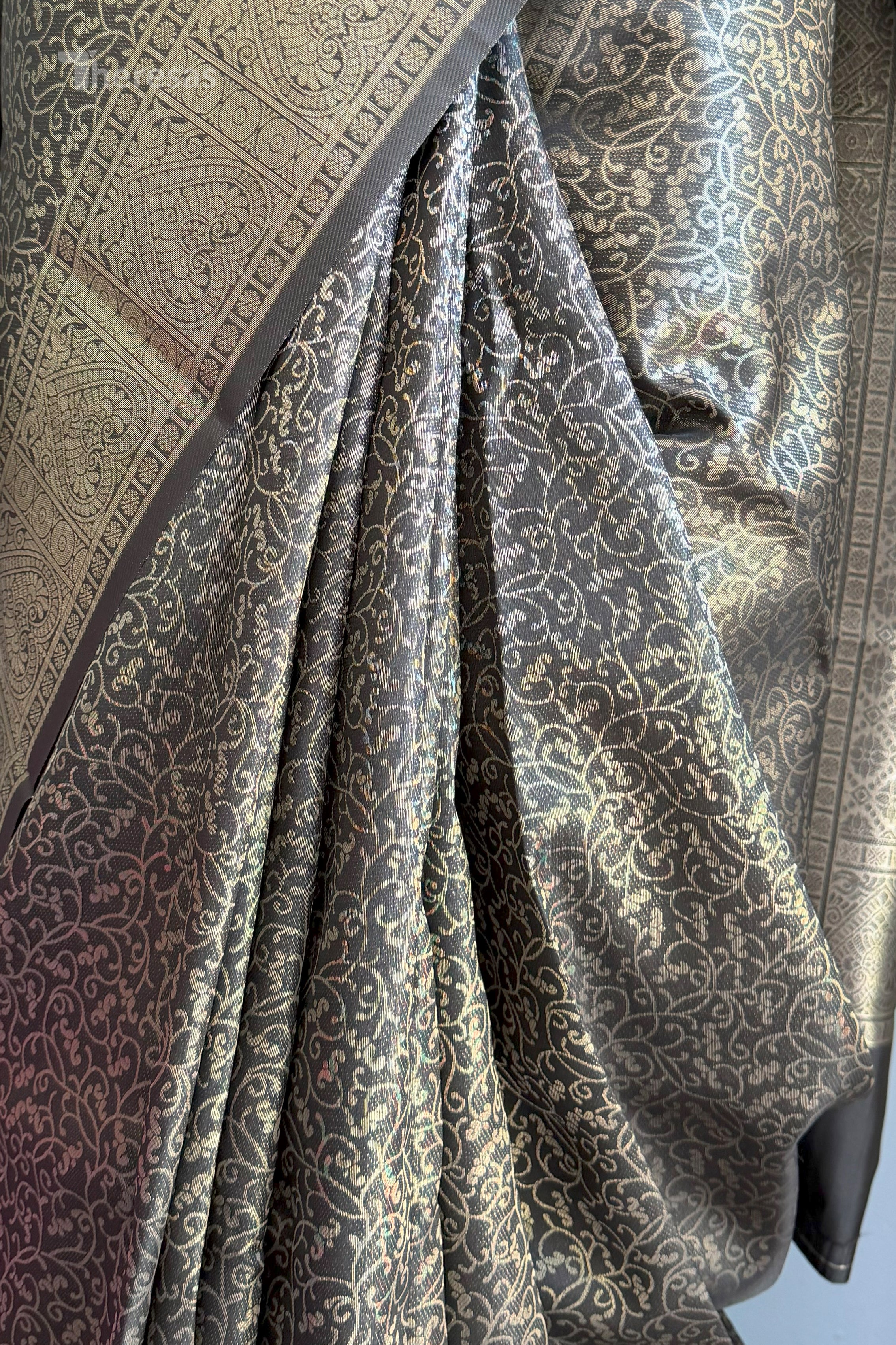 Saree with Blouse (SAR-575)