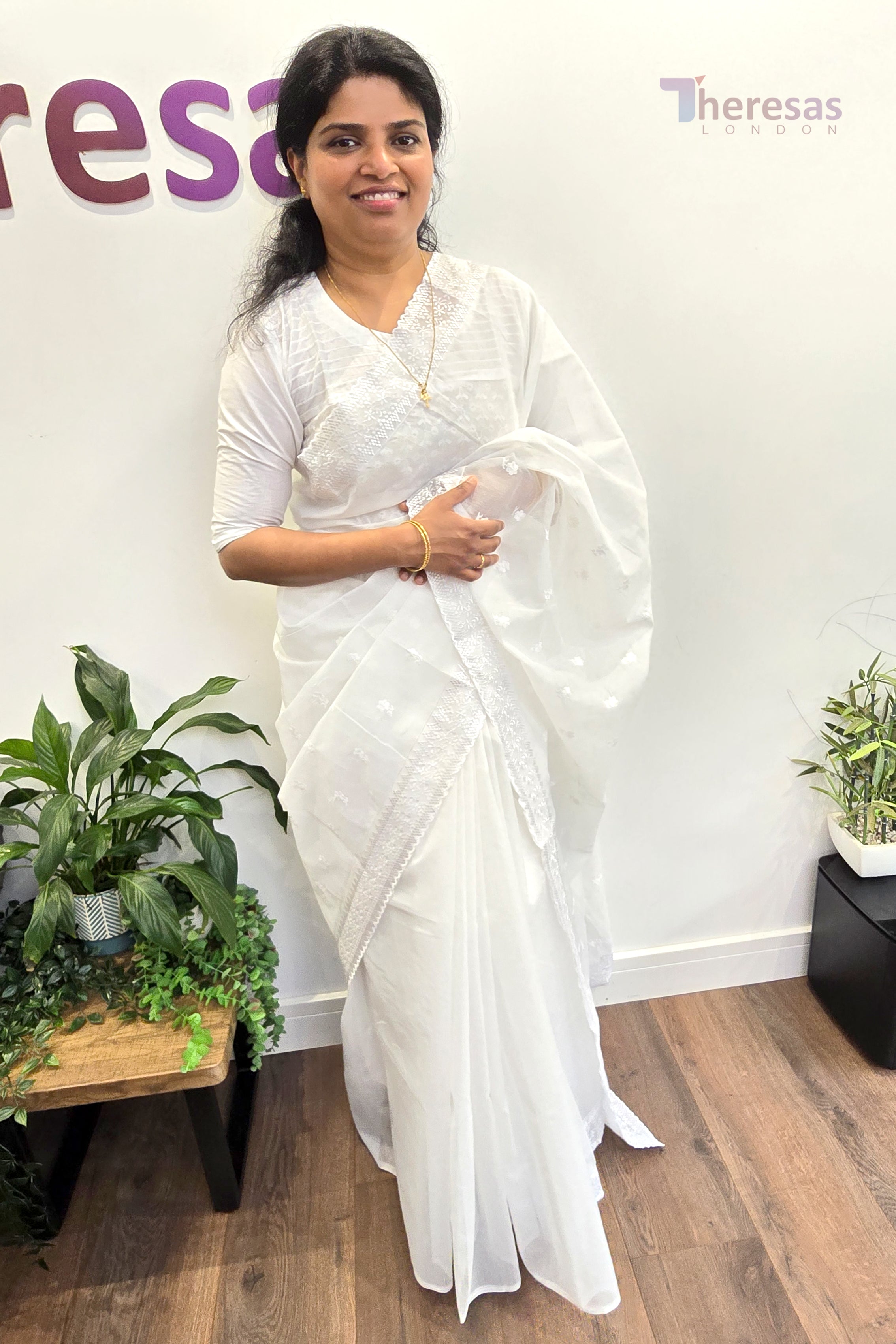 Saree (SAR-071)