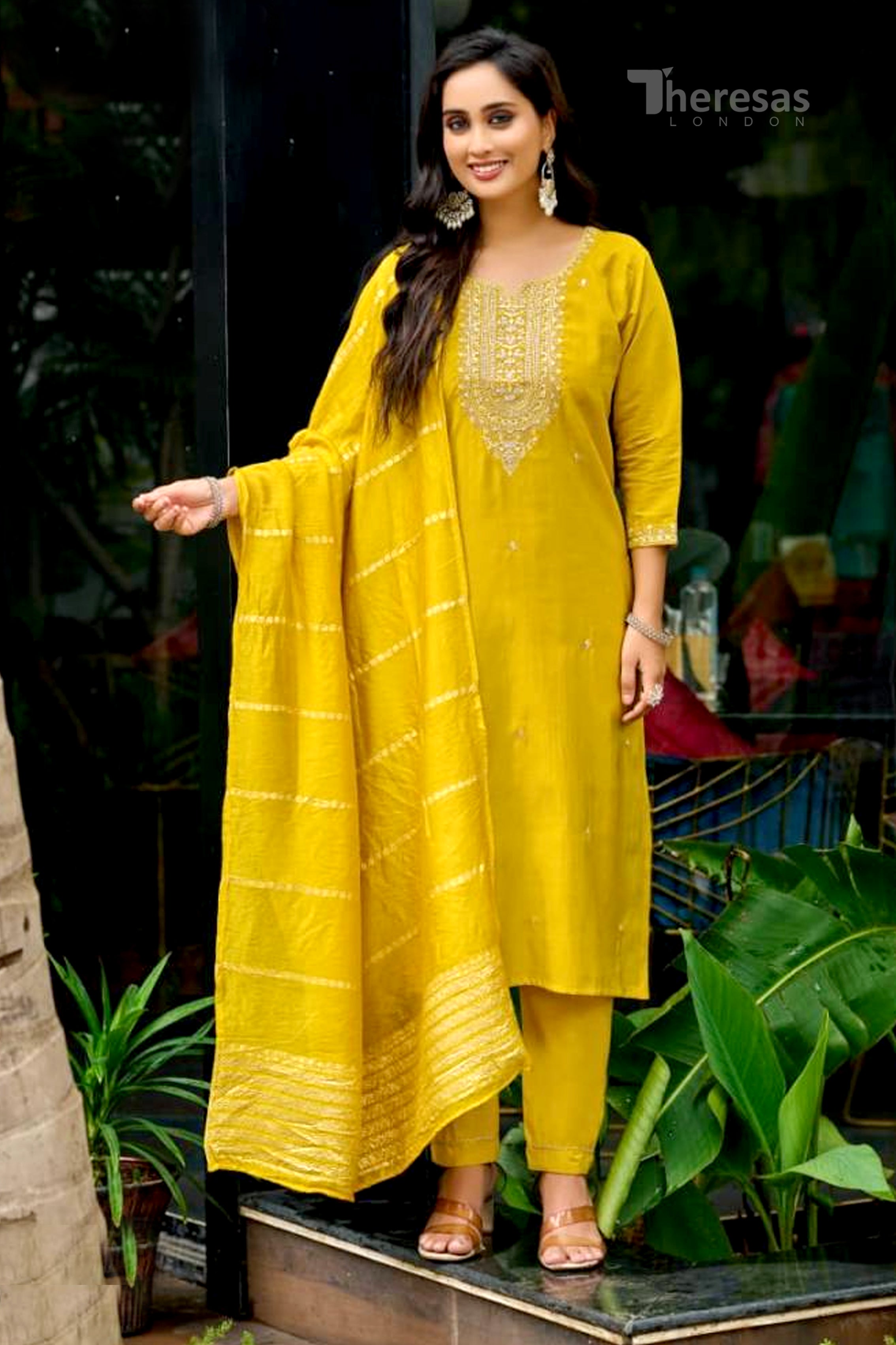 Churidar Set (CHR-108)