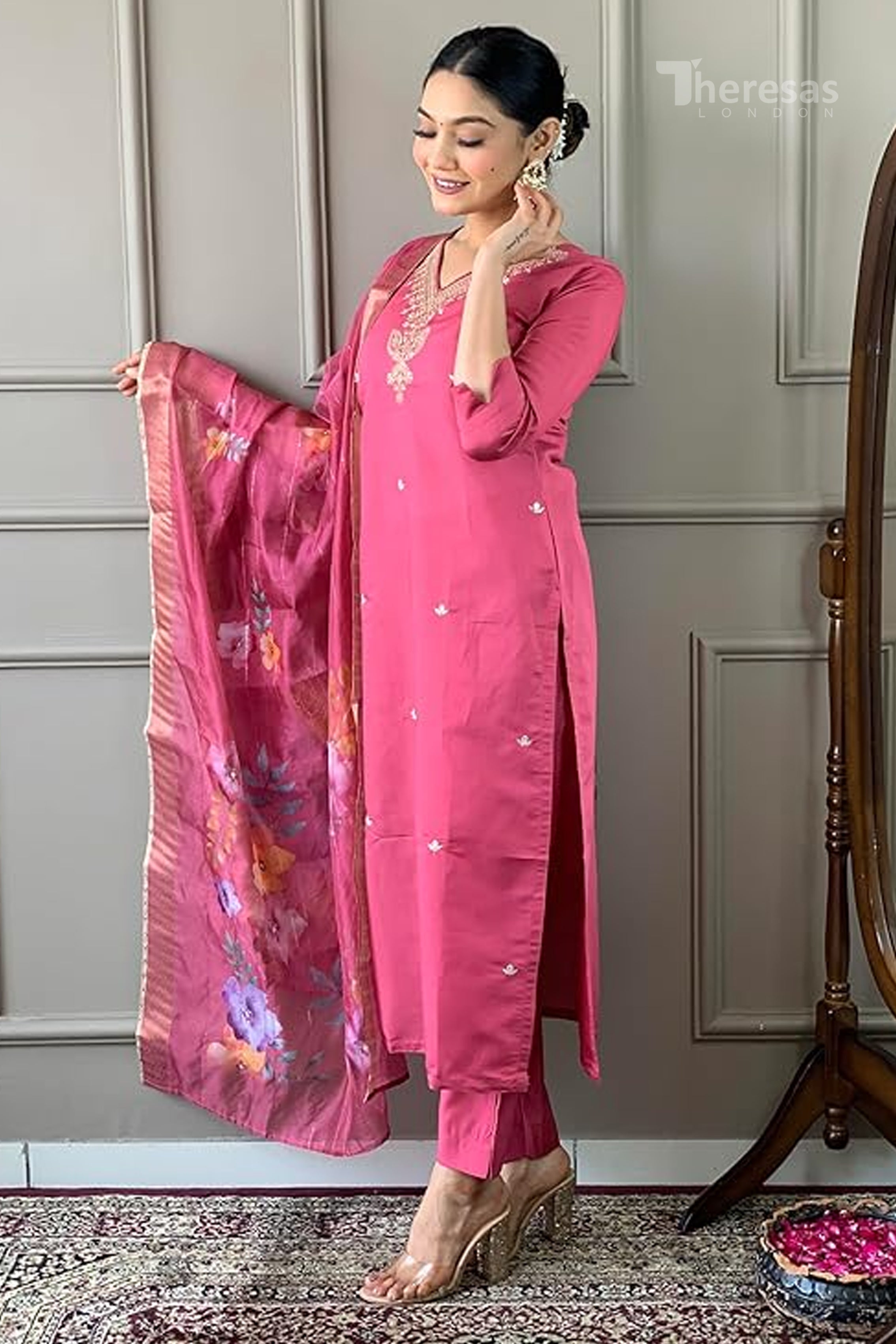 Churidar Set (CHR-092)