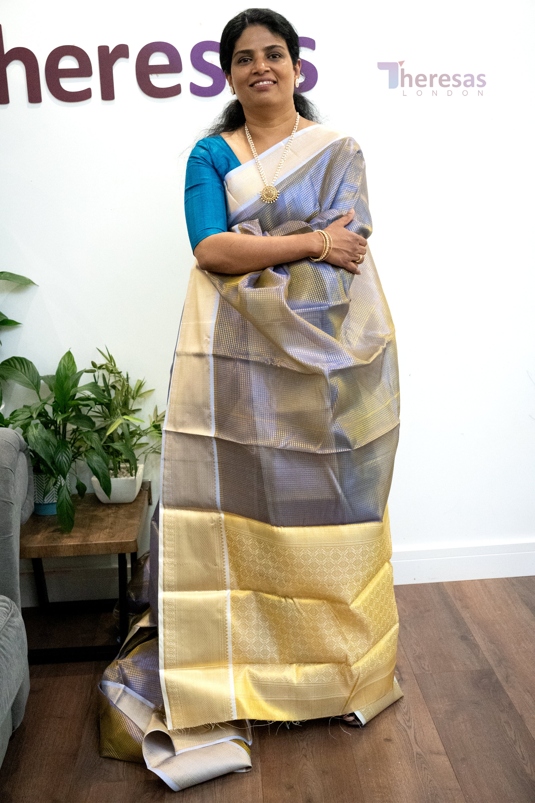 Saree (SAR-210)