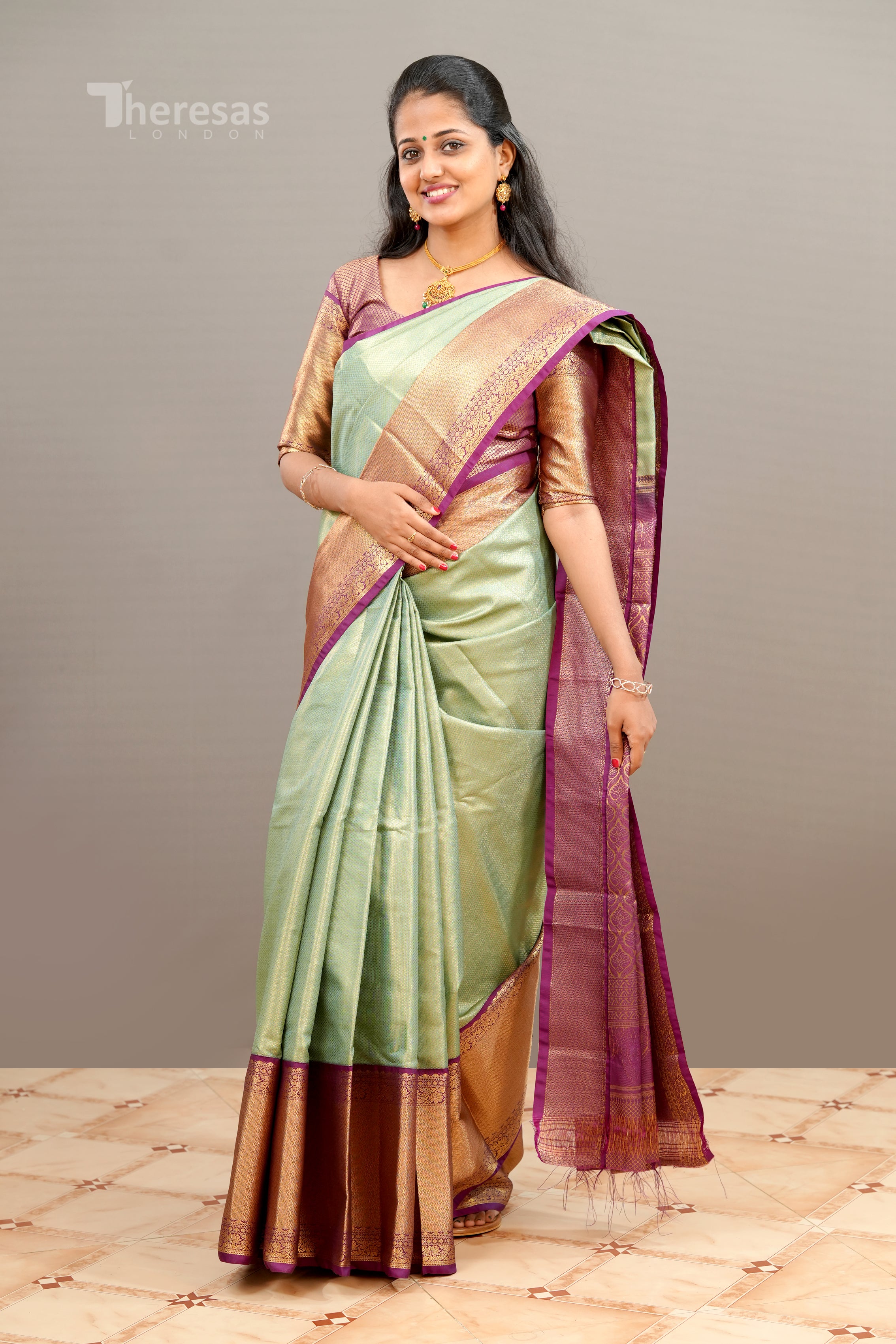 Saree (SAR-339)