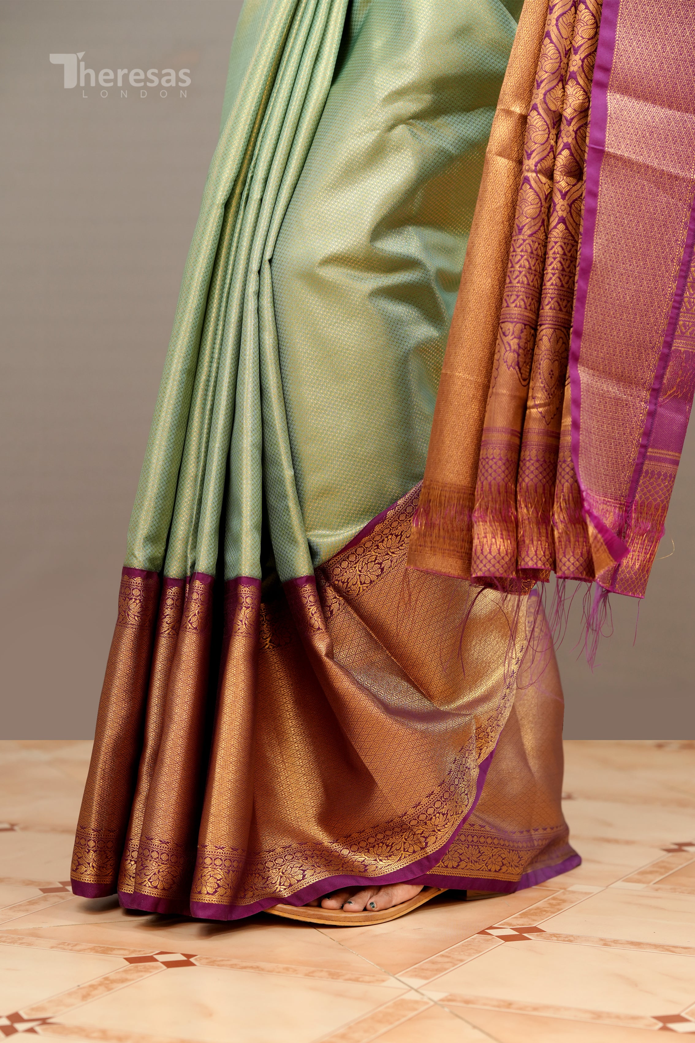 Saree (SAR-339)