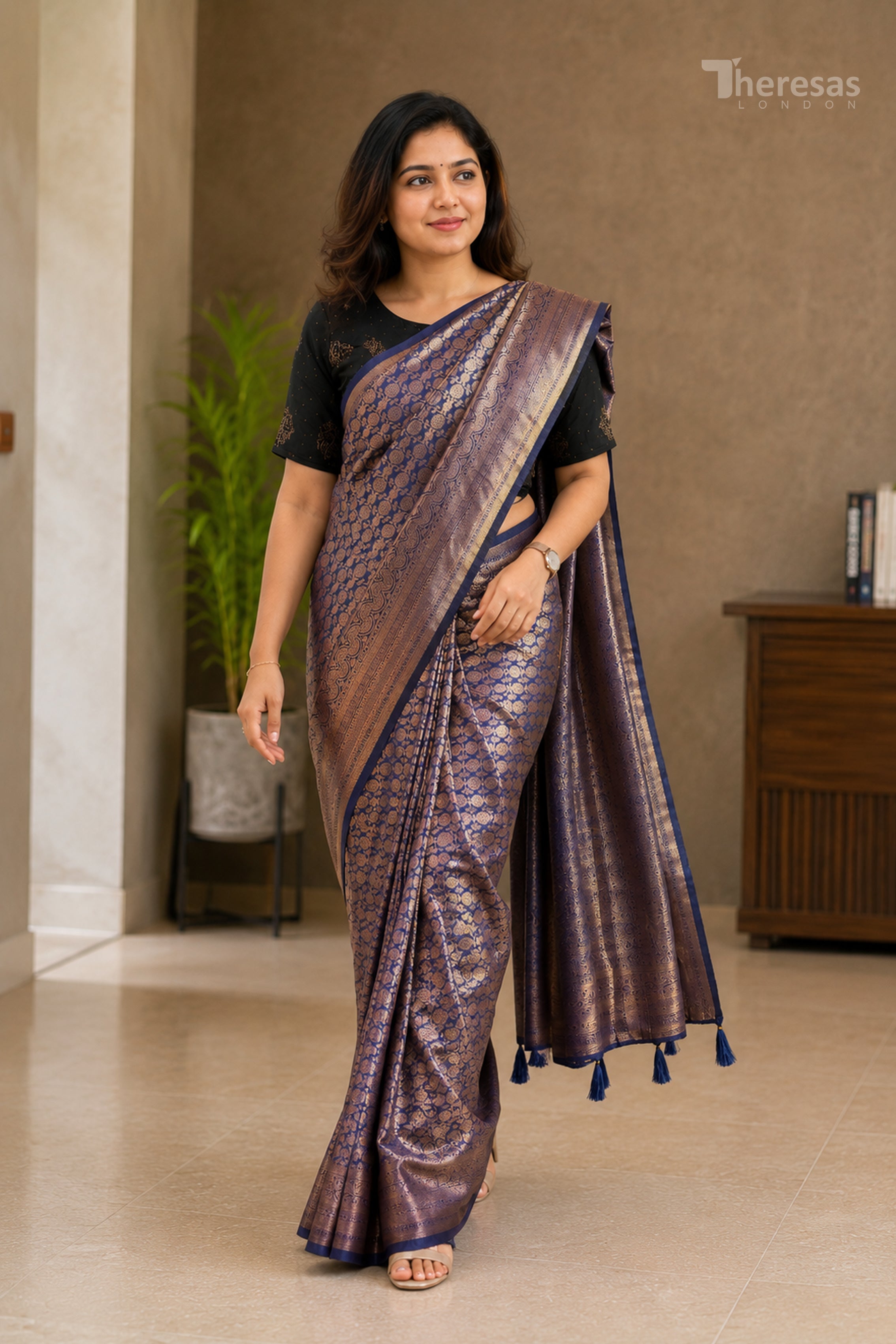 Saree (SAR-569)