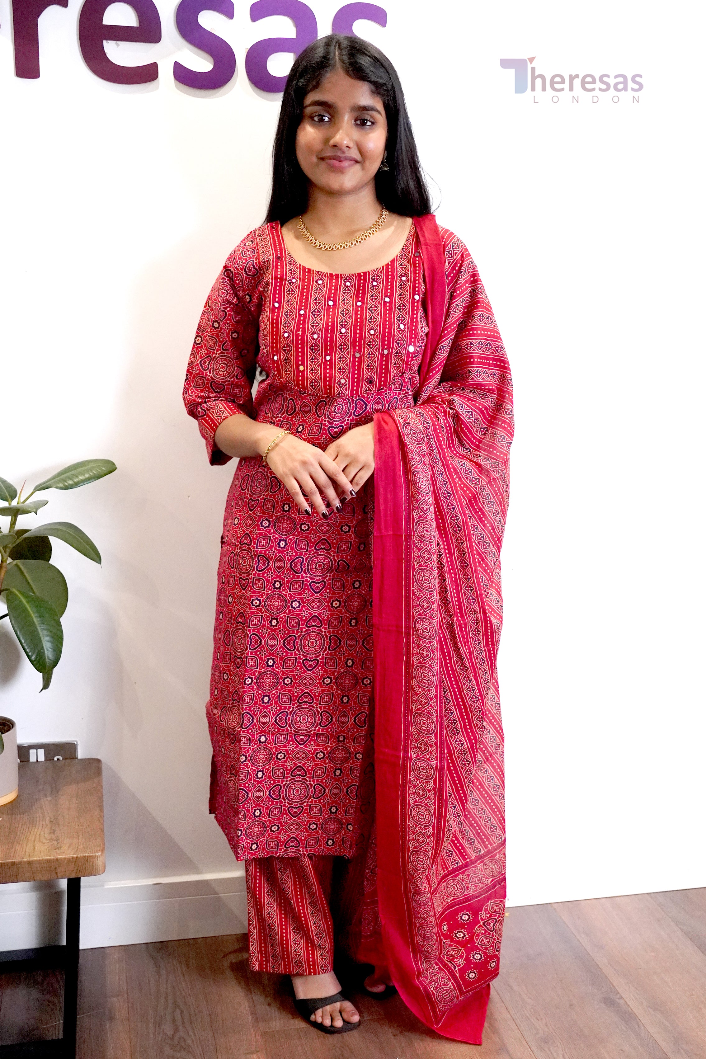 Churidar Set (CHR-116)