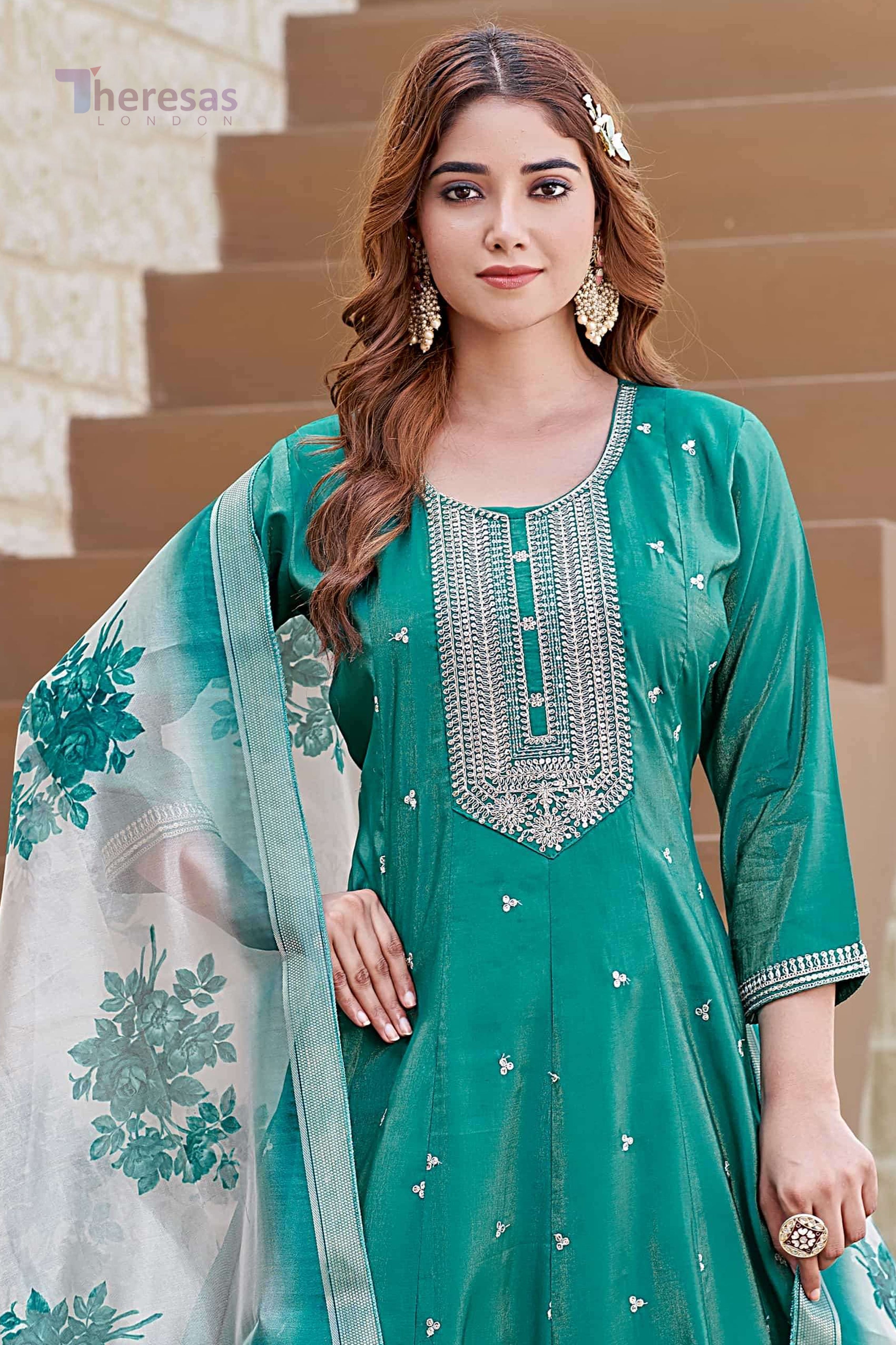 Churidar Set (CHR-102)