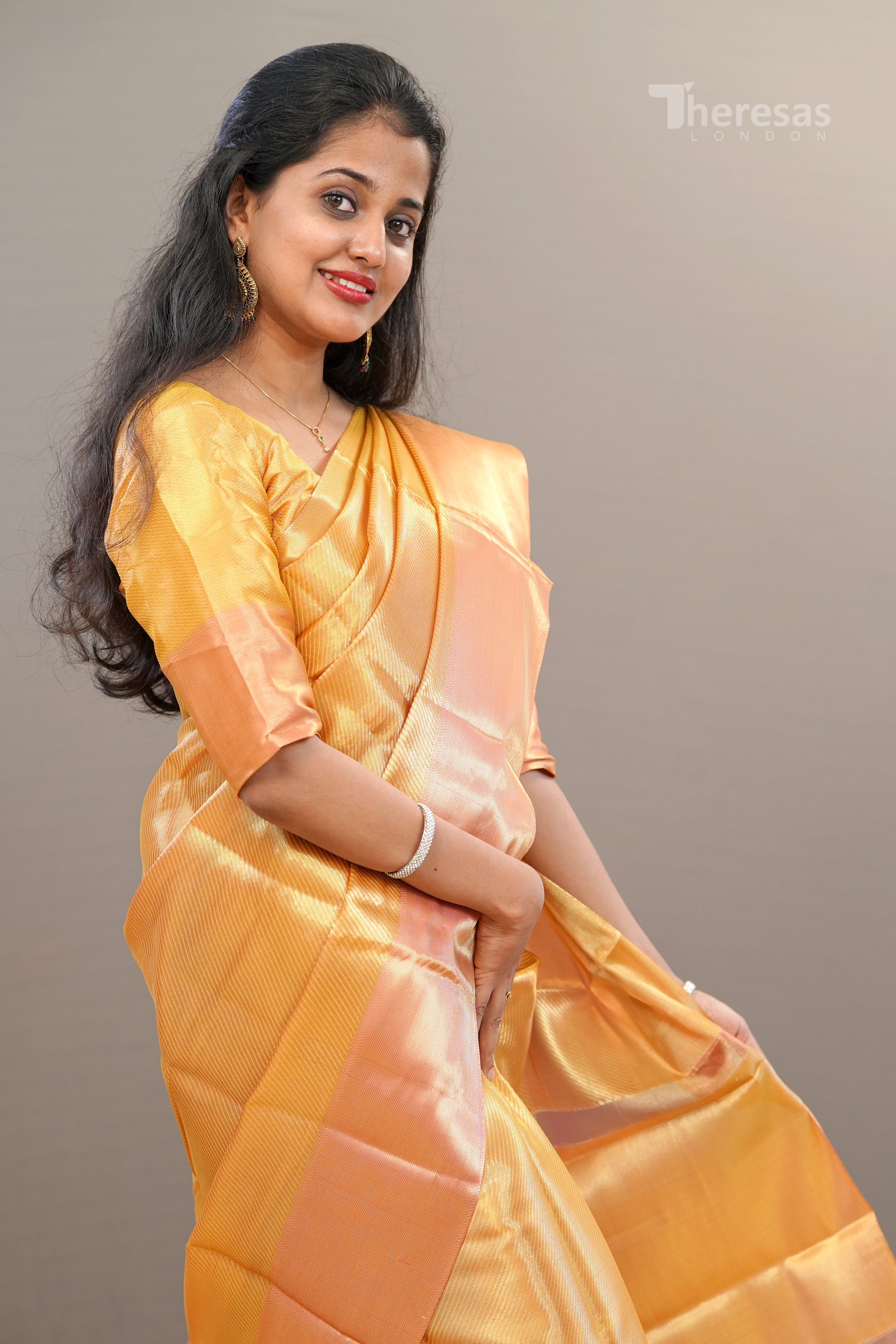 Saree (SAR-409)