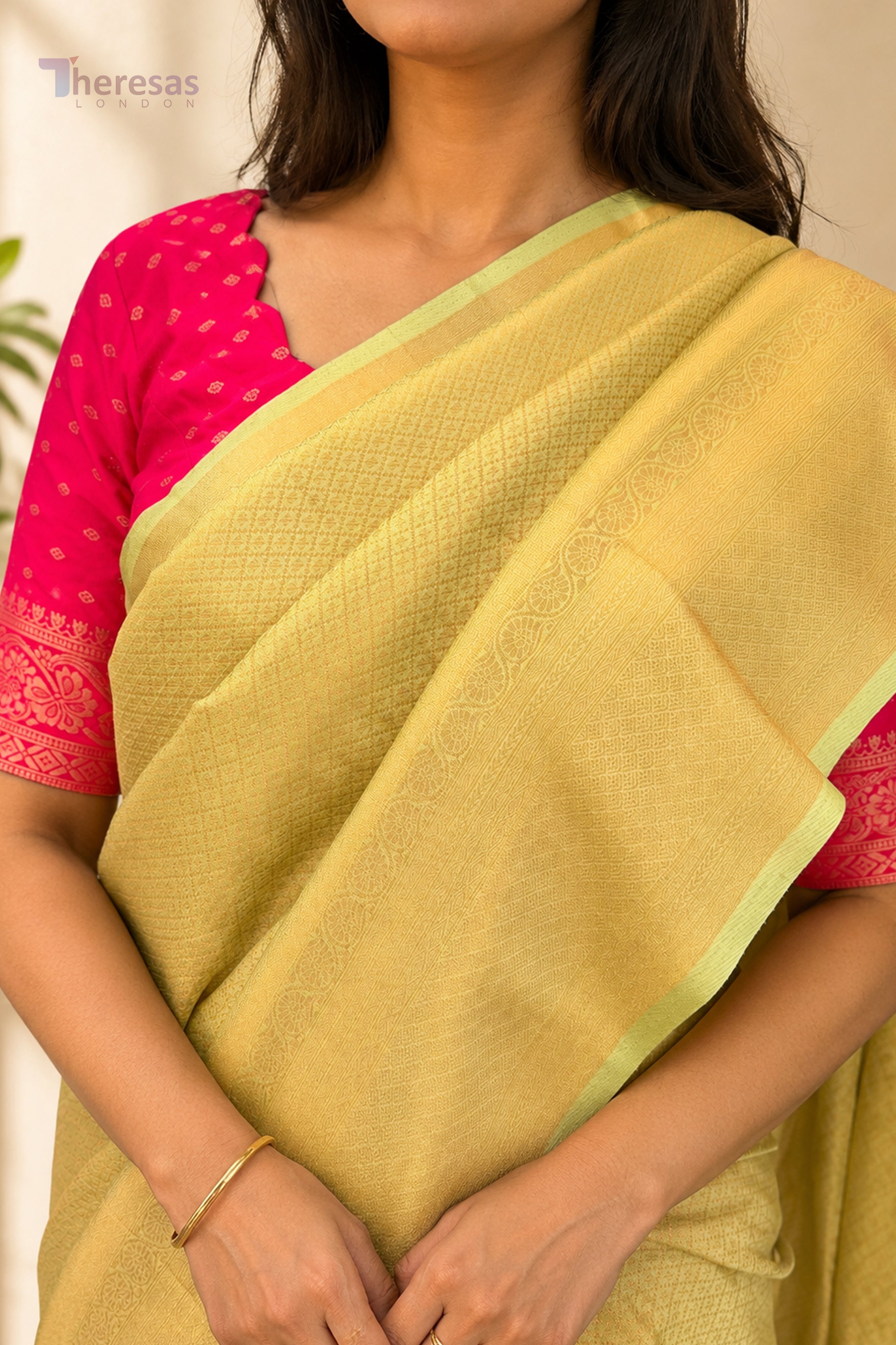 Saree (SAR-566)