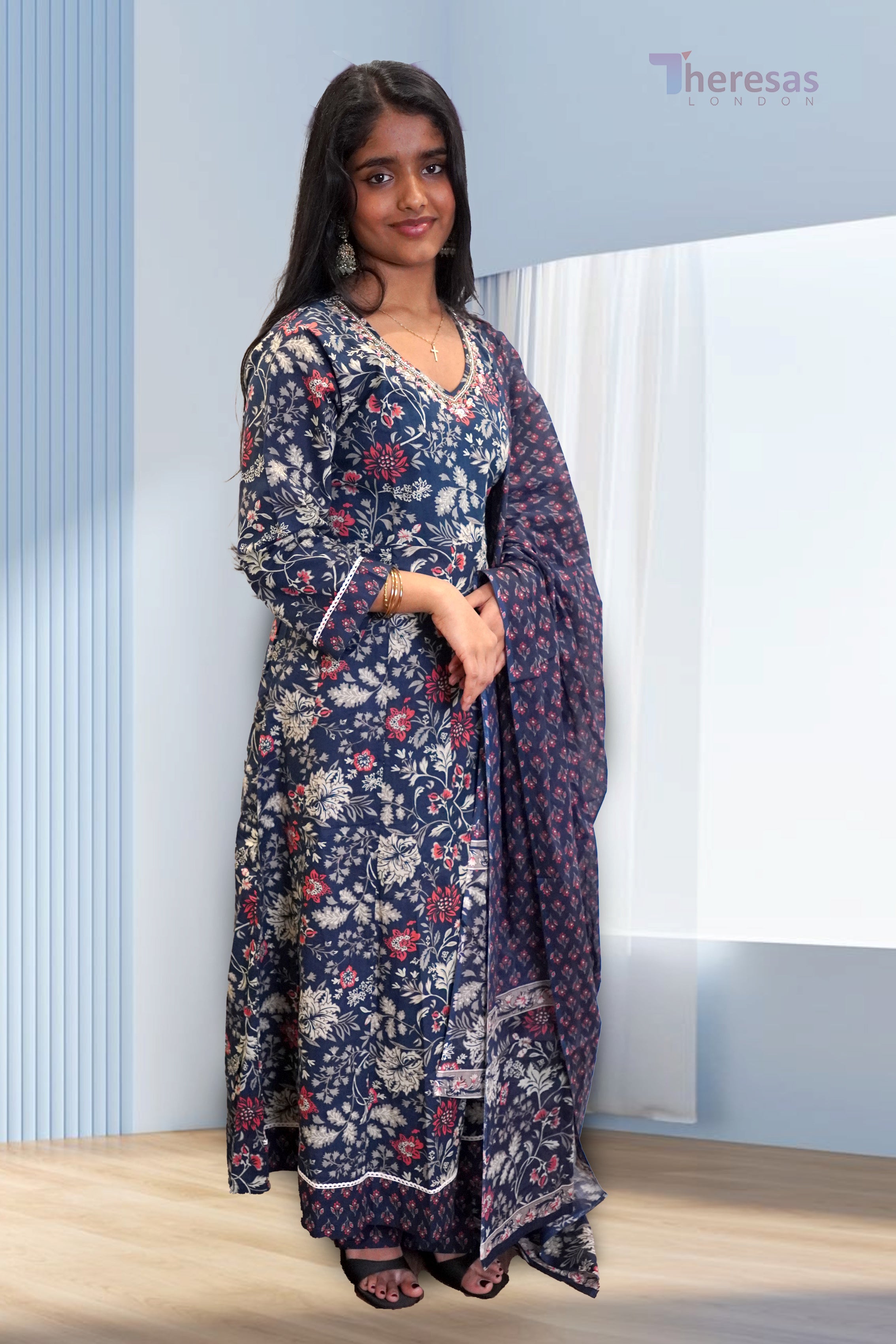 Churidar Set (CHR-143)