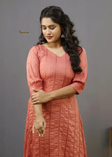 Theresas Kurti (KRT-374)