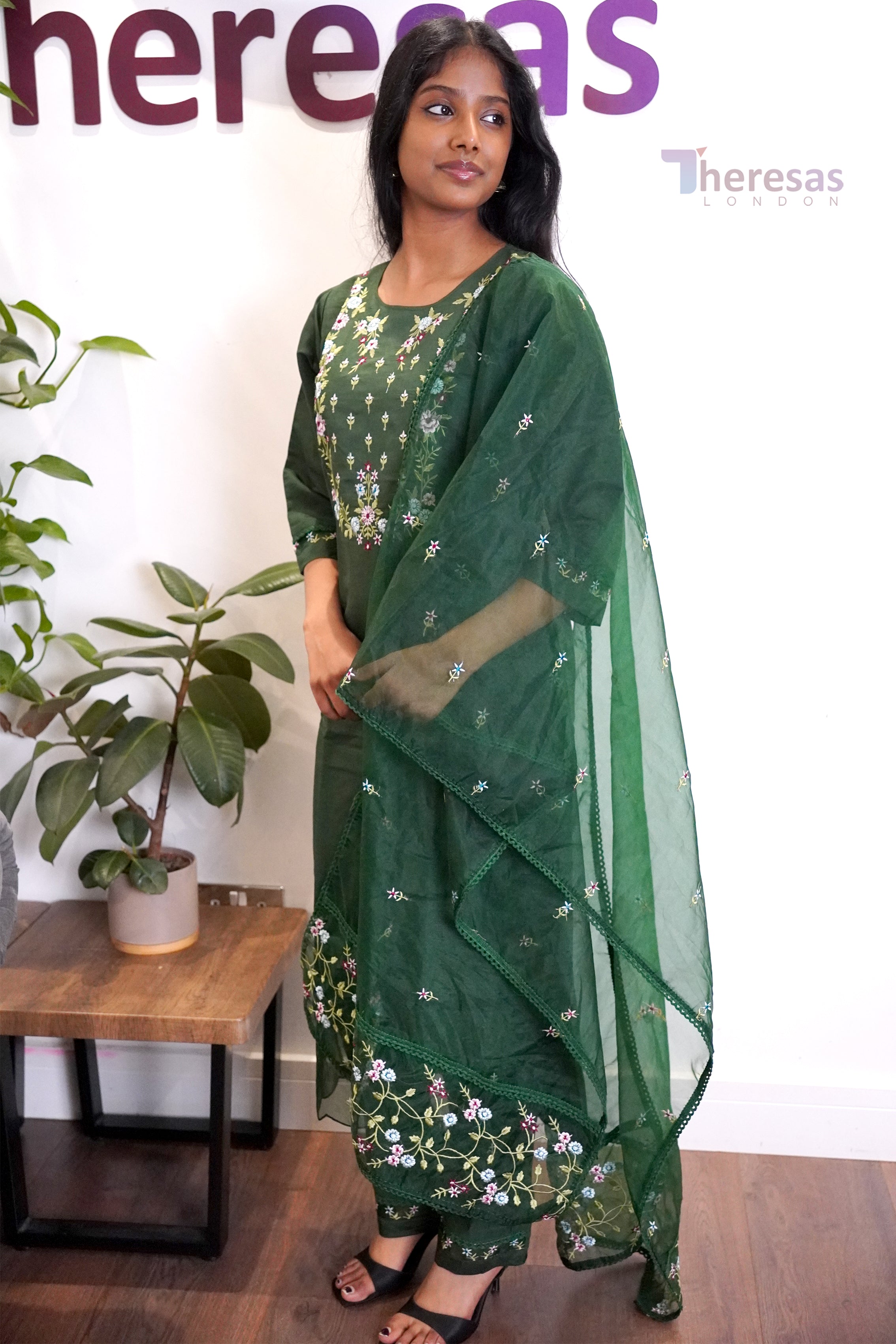 Churidar Set (CHR-010)