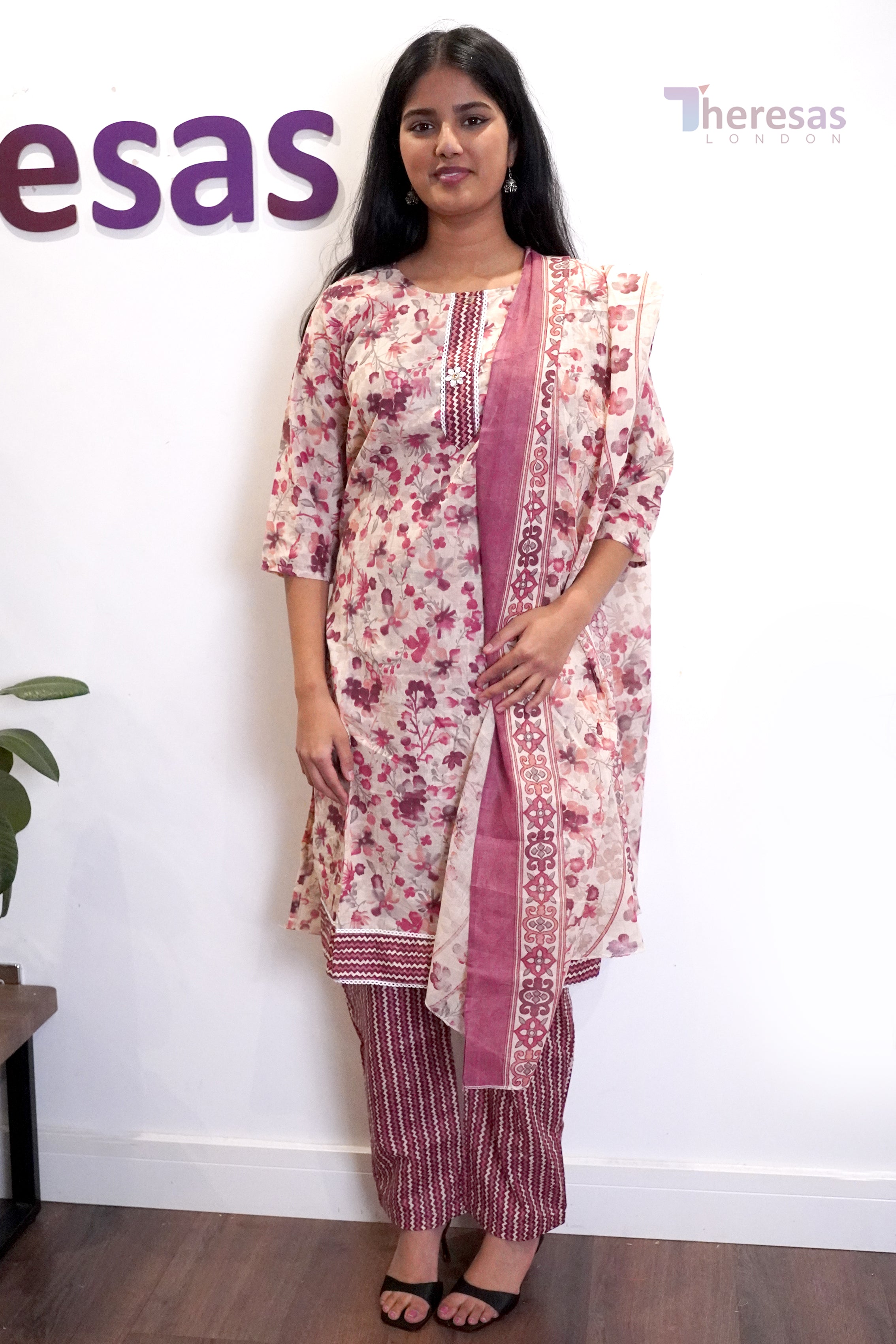 Churidar Set (CHR-126)