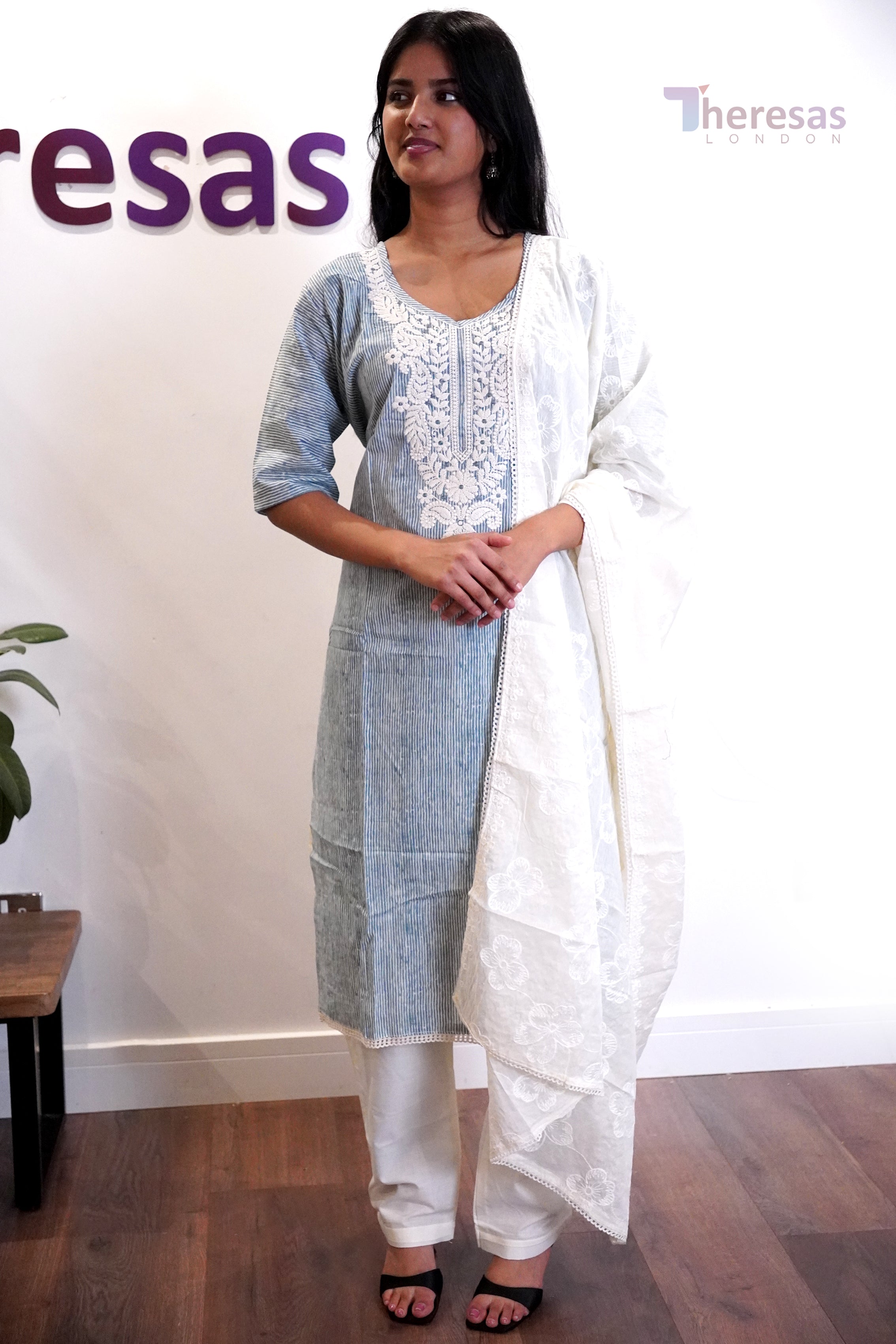 Churidar Set (CHR-128)