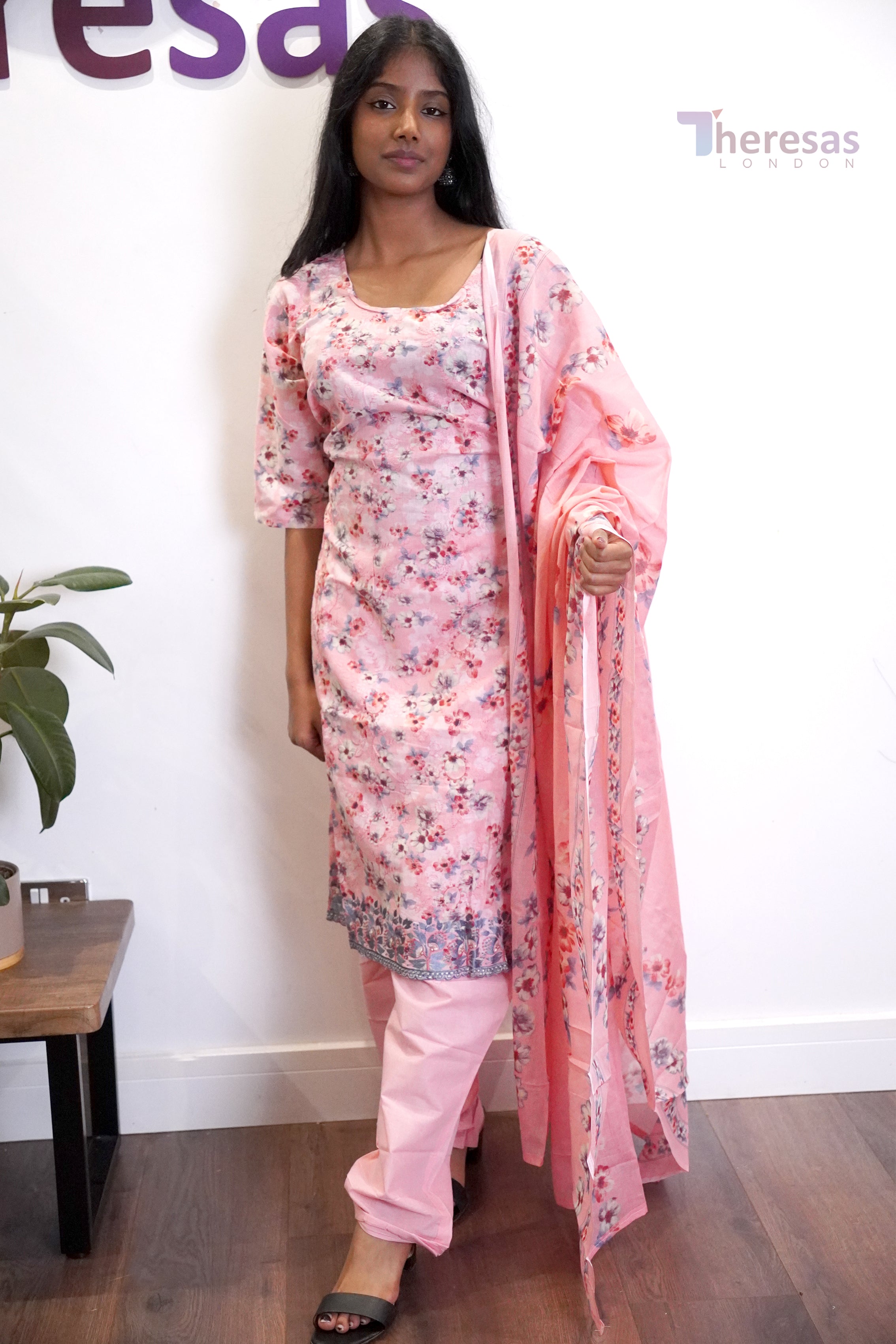 Churidar Set (CHR-130)