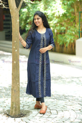 Feeding Kurti