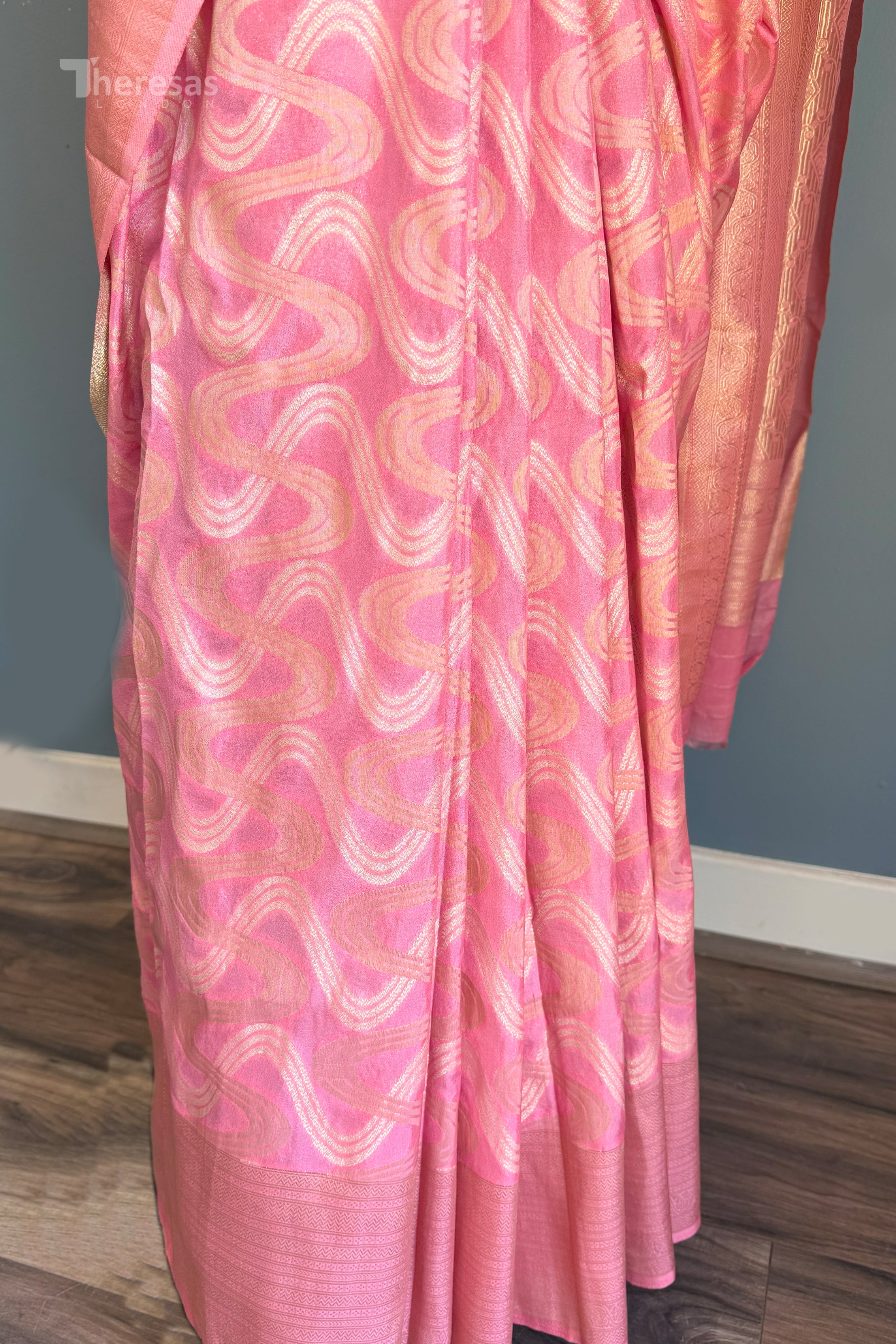 Saree with Stitched Blouse (SAR-515)