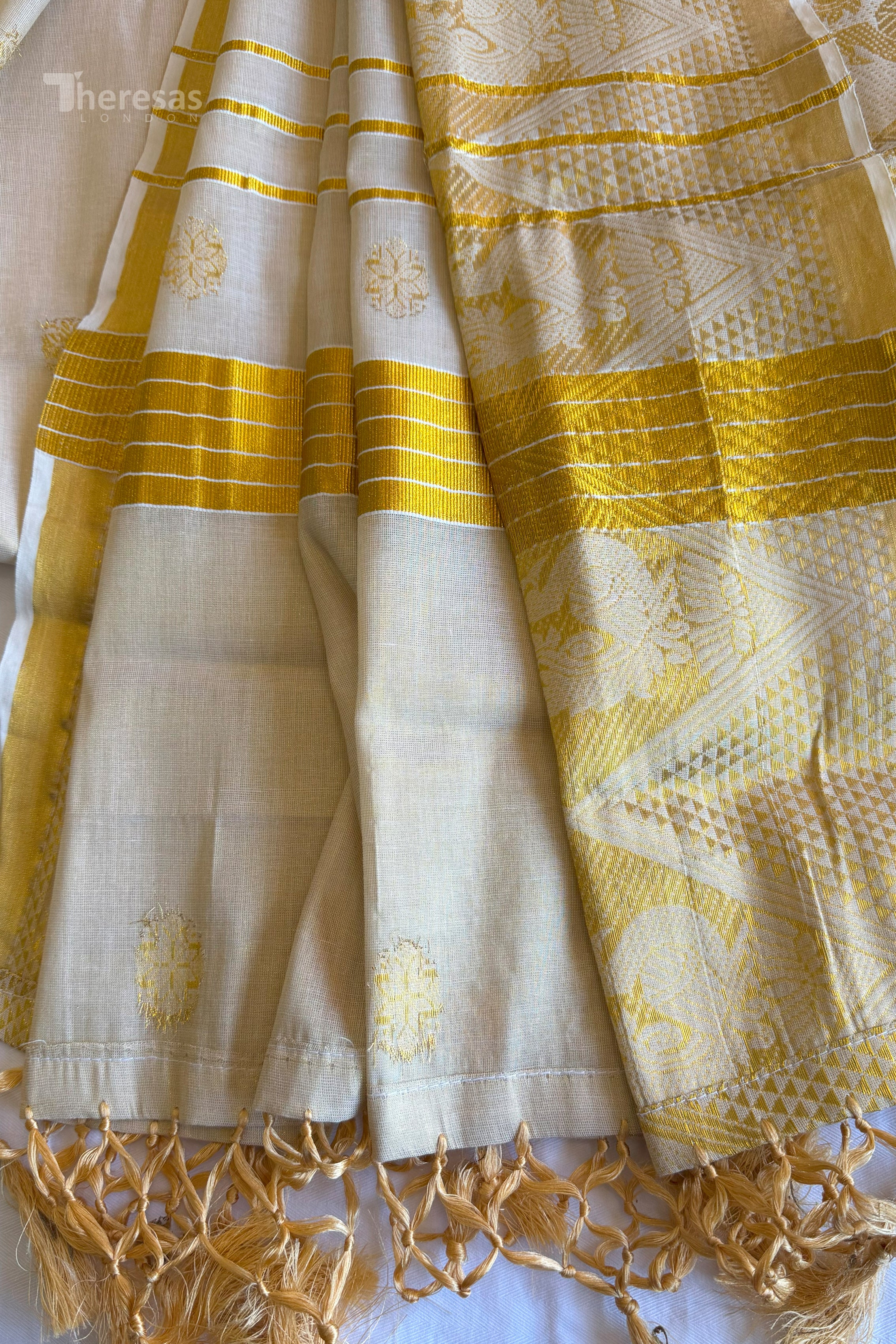 Saree (SAR-521)