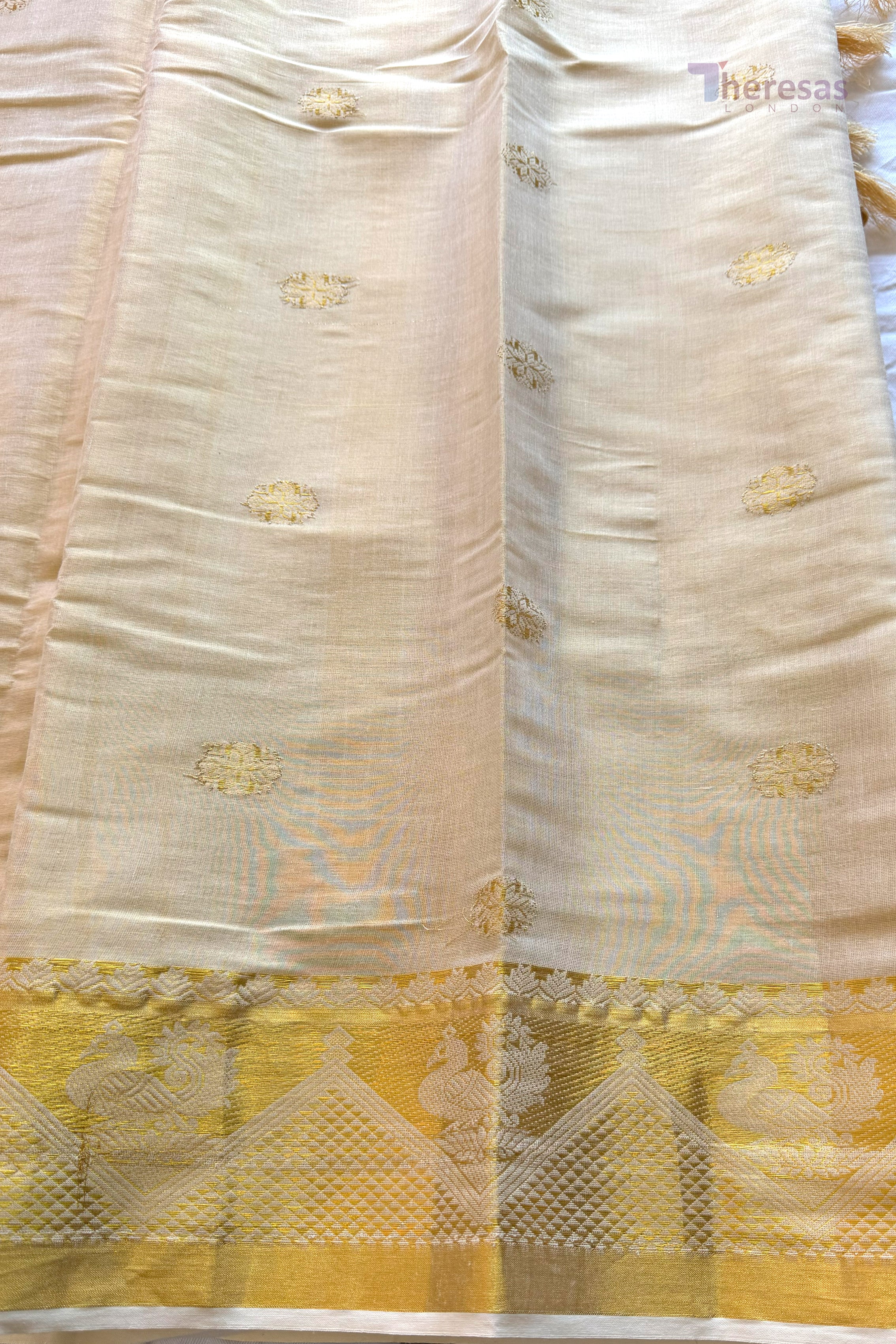 Saree (SAR-521)