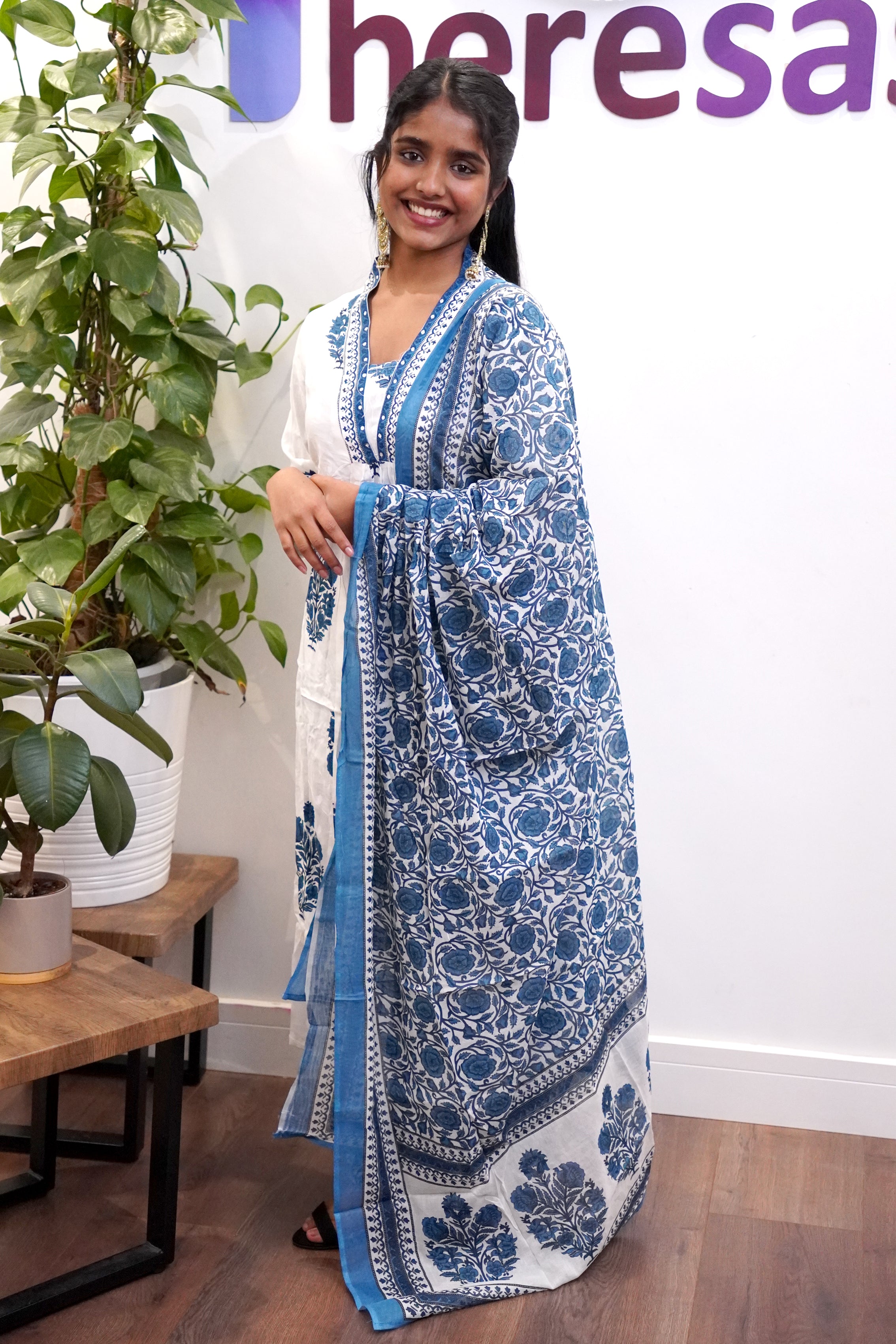 Churidar Set (CHR-114)