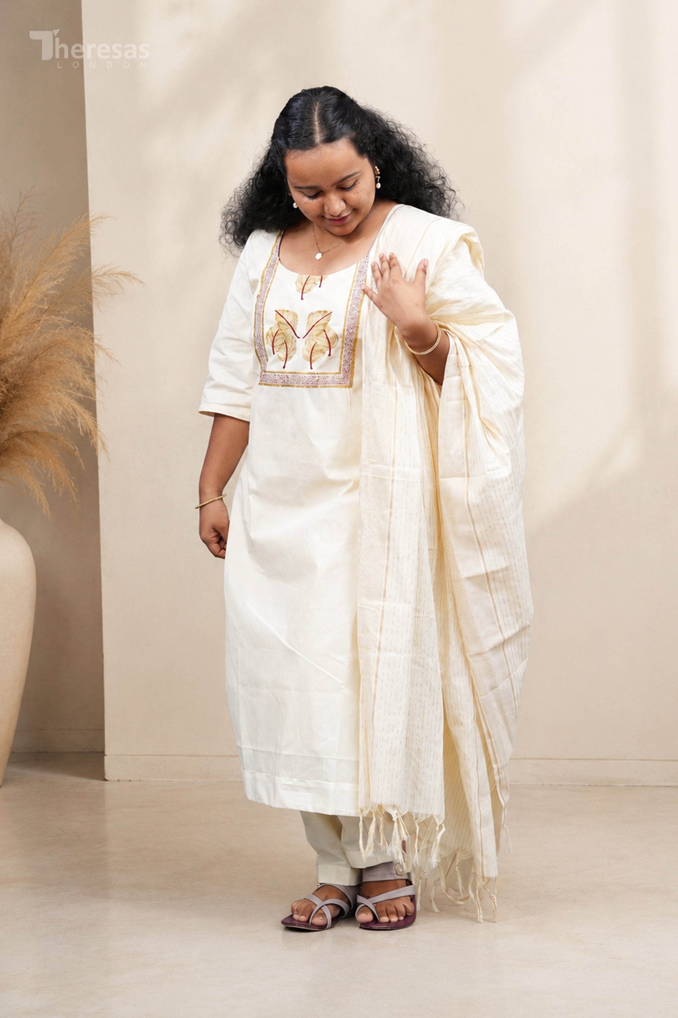 Churidar Set (CHR-204)