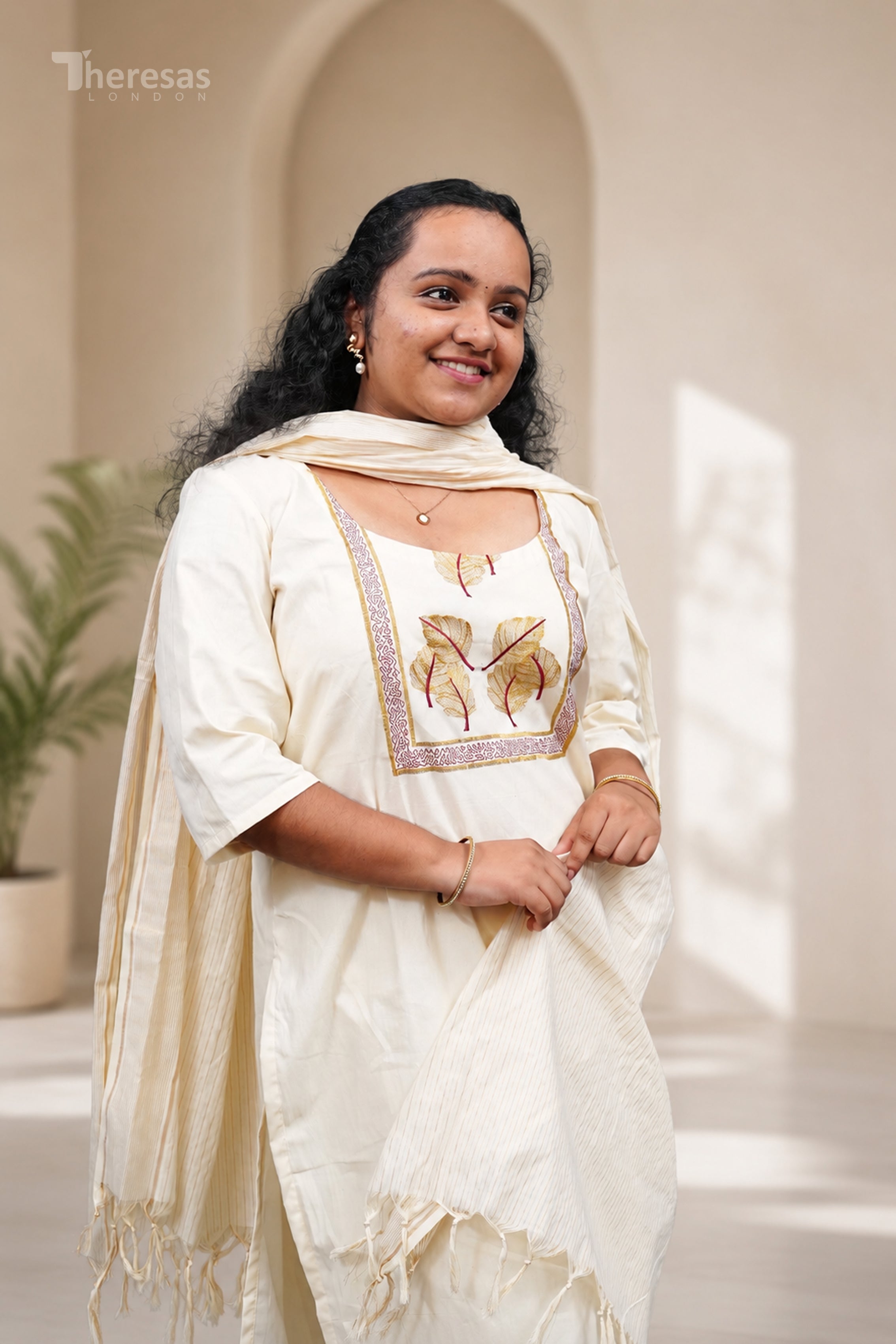 Churidar Set (CHR-204)