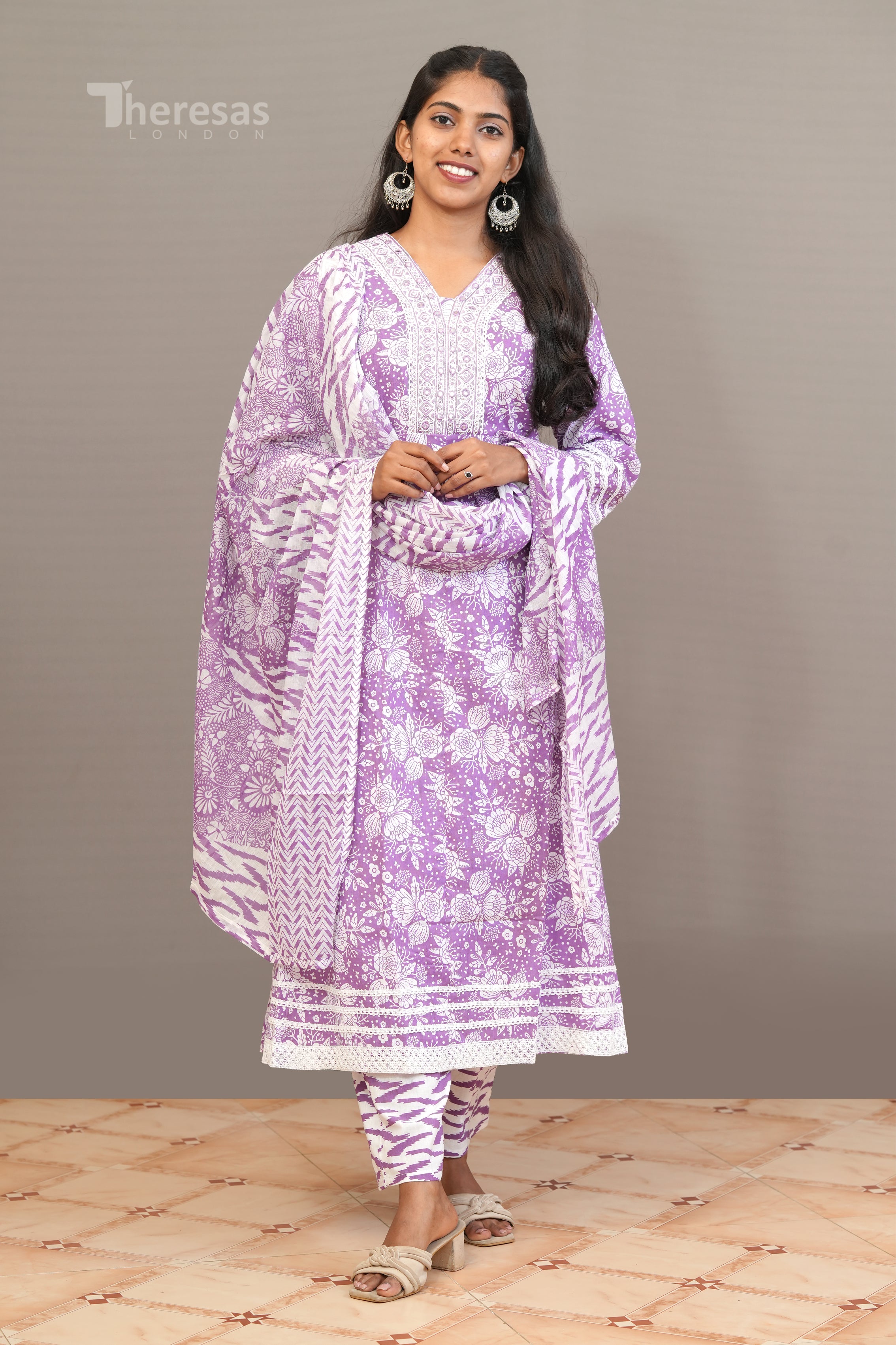 Churidar Set (CHR-090)