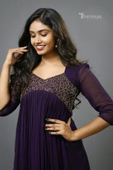 Theresas Kurti (KRT-372)