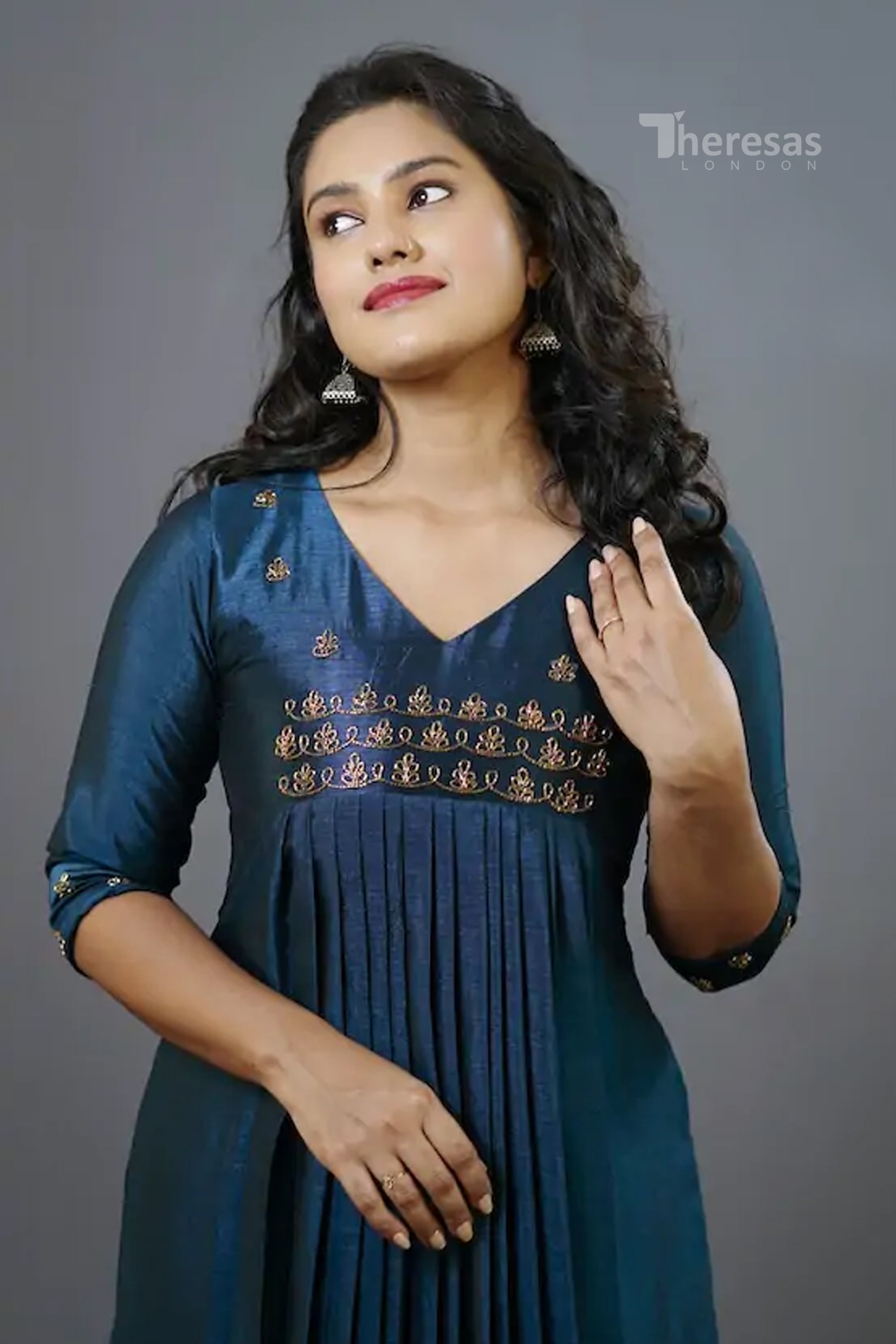 Theresas Kurti (KRT-371)