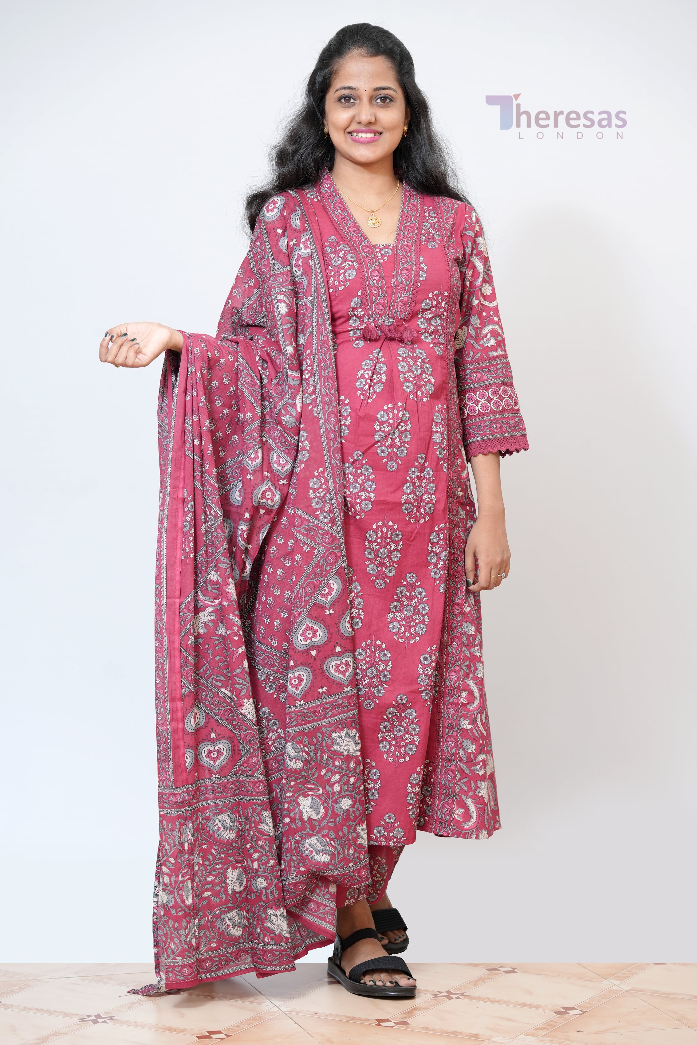 Churidar (CHR-060)