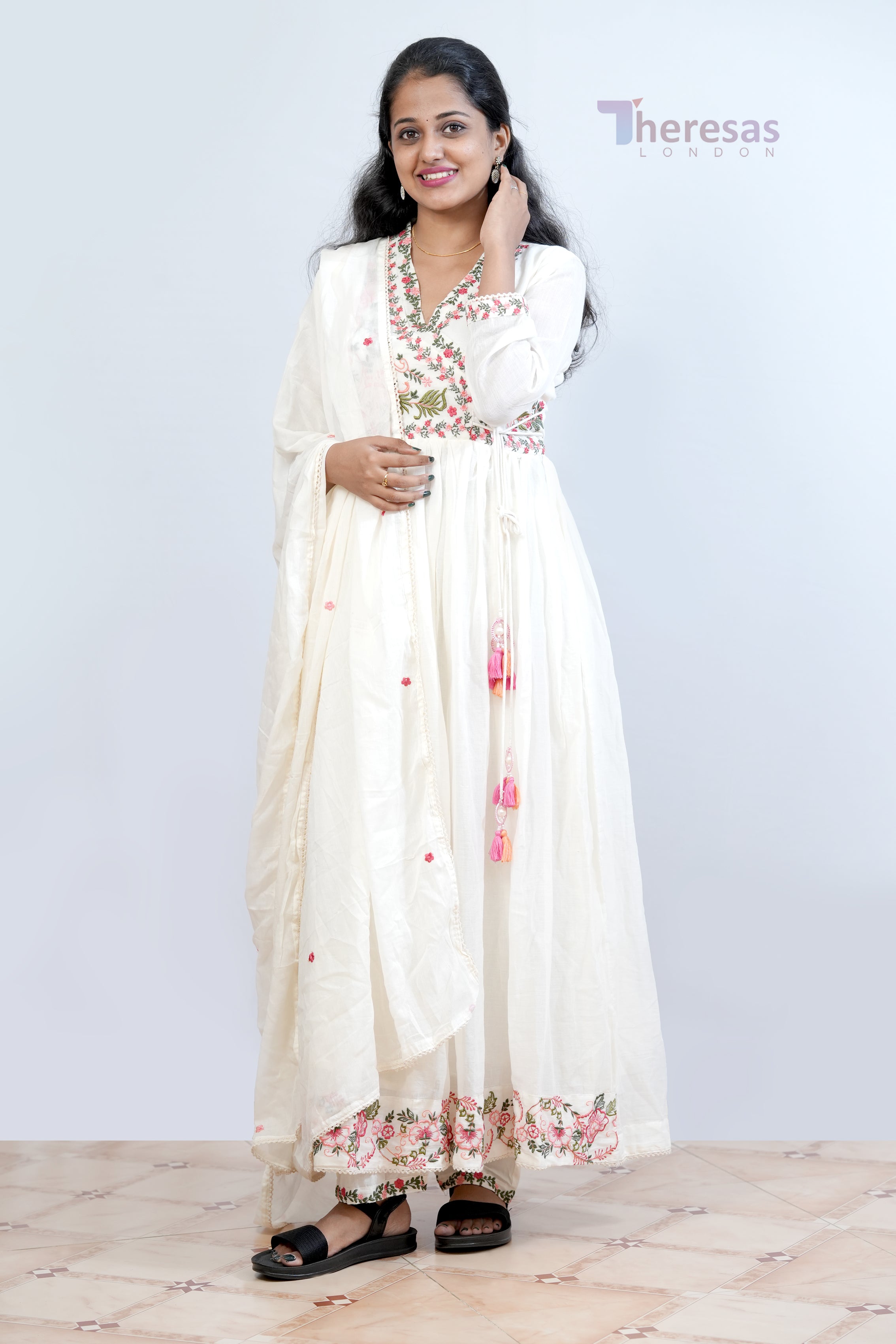 Churidar (CHR-061)