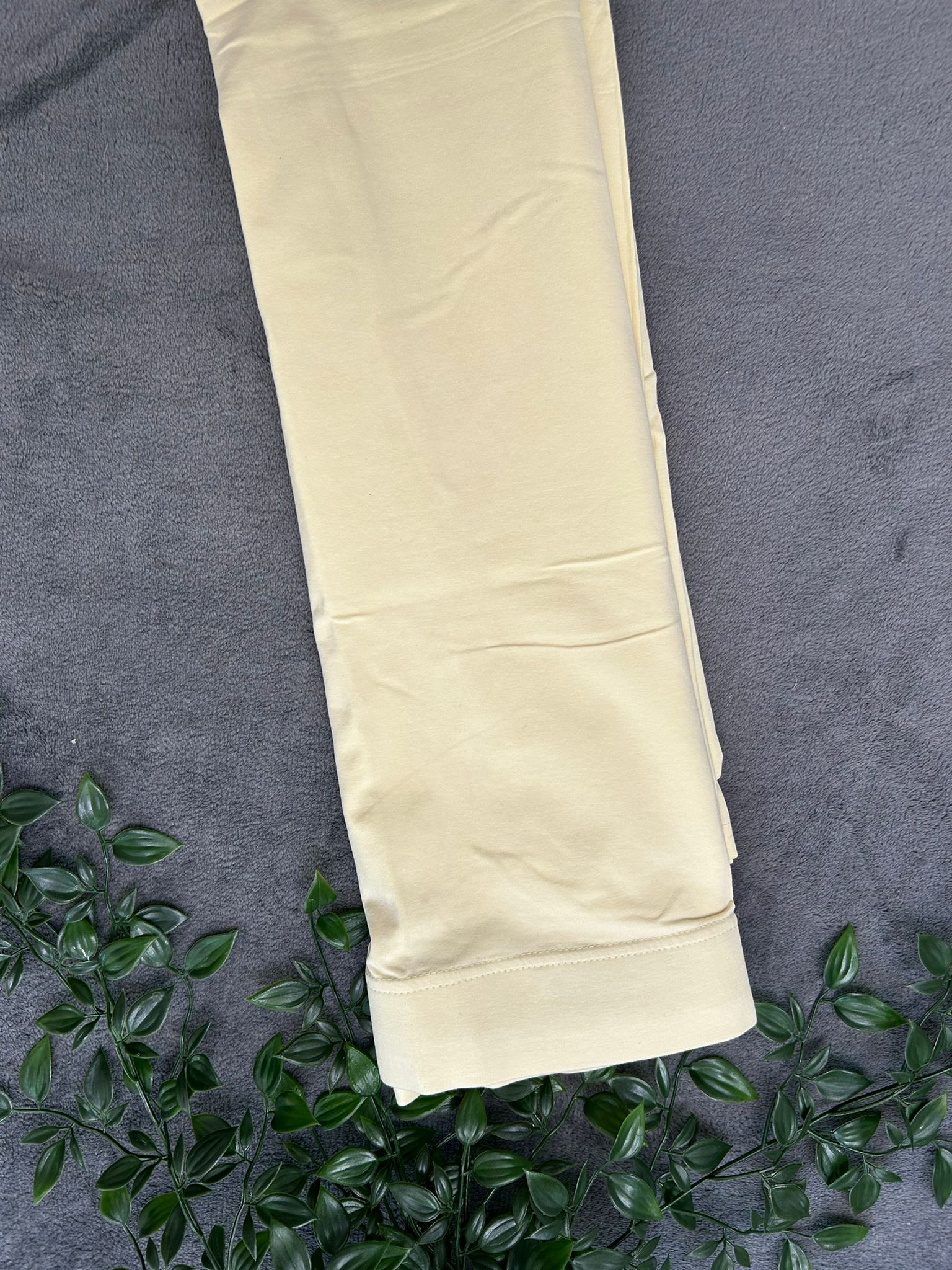 Stretchable under Skirt (URS-013)