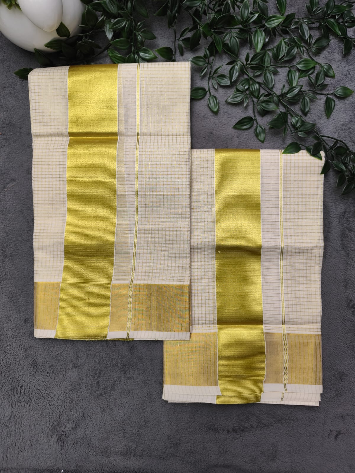 Set Mundu (STM-042)