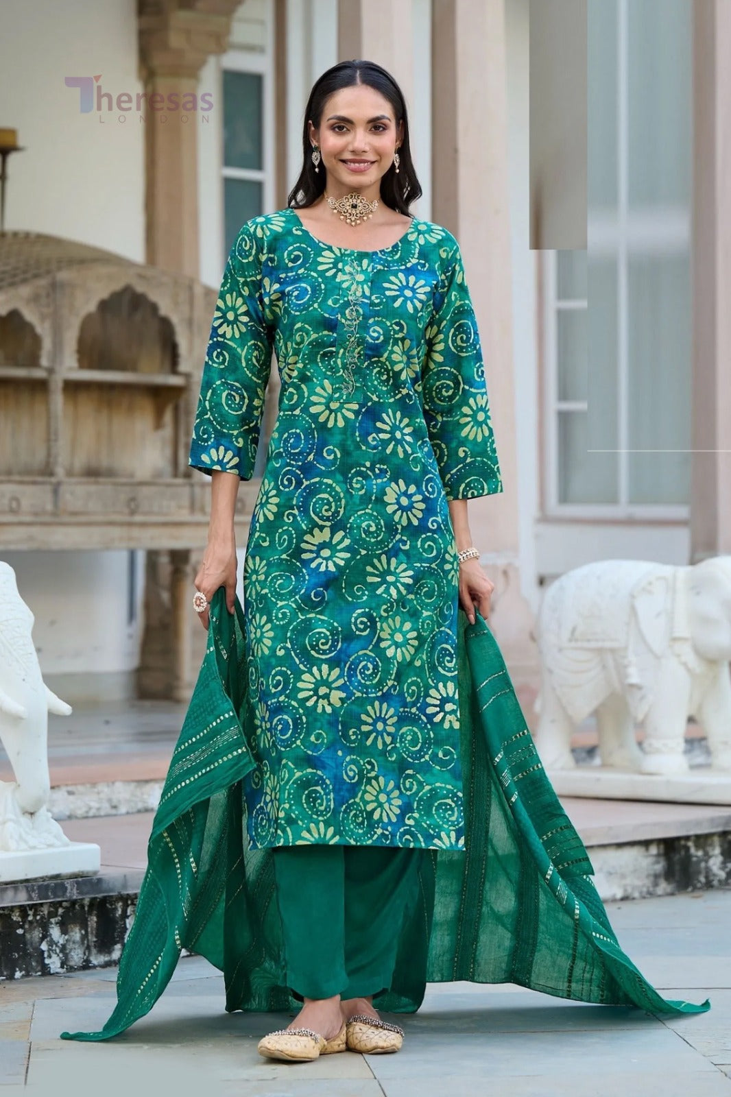 Churidar Set (CHR-098)