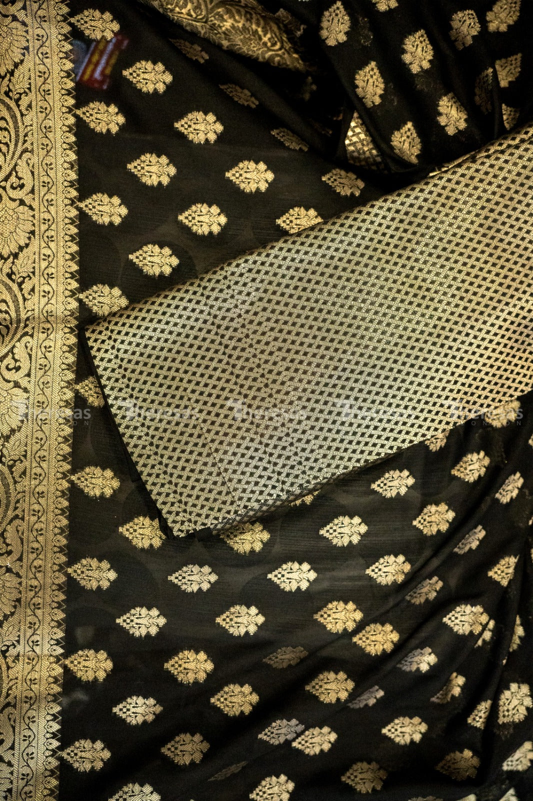 Semi Banarasi Saree