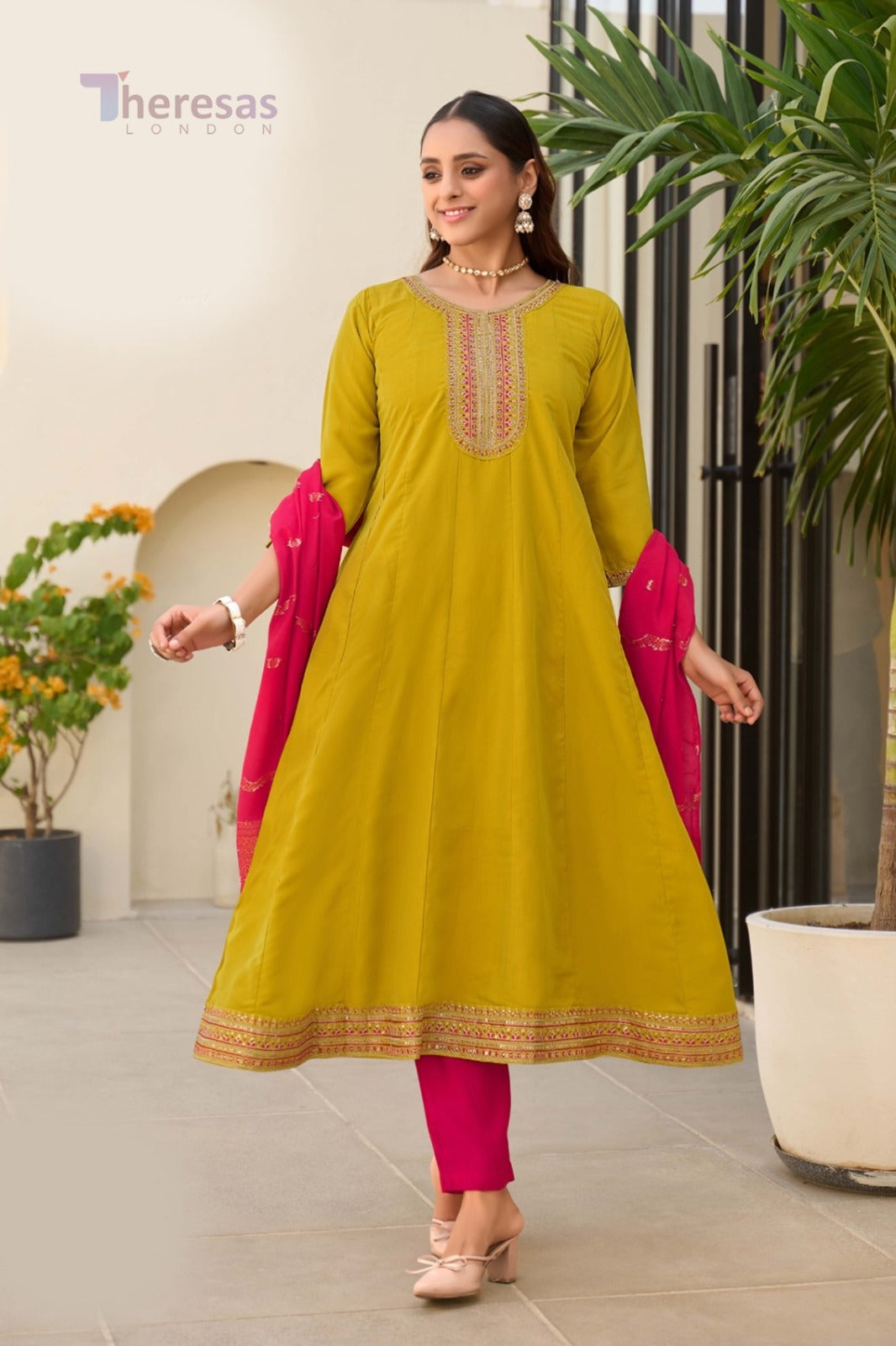 Churidar Set (CHR-138)